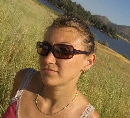 annaknoll's profile picture. Search Intelligence, UX, IA, Languages