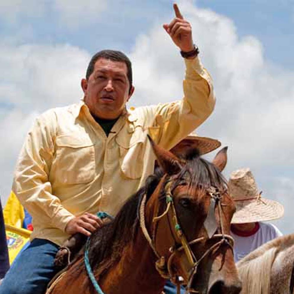 Comprometidos con la defensa del Legado del Comandante. Rodilla en tierra en esta batalla con el Hijo de Chávez, Nicolás Maduro