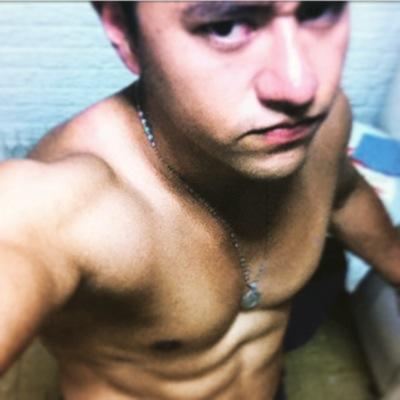 Soy una persona dedicada al ejercicio amigable 

Bodybuilding