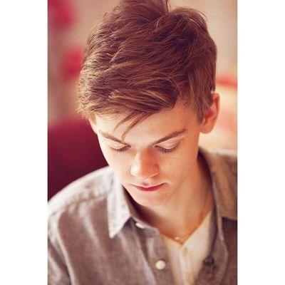 Don't do drugs, eat candy! Helloo? Trickster!

{SPN|TeenGabe|Gay|@FlxffyUnicxrn}
