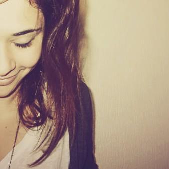 Laura_Phn's profile picture. 