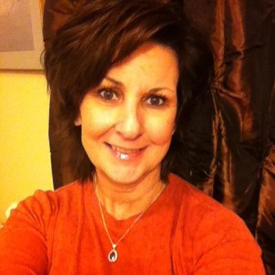 JeanneMamof's profile picture. live laugh love