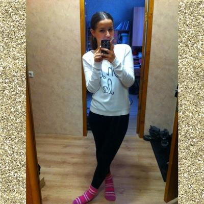 MaryToysy's profile picture. ♔