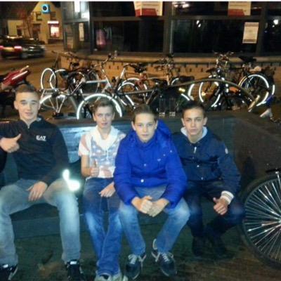 Insta; casvb040