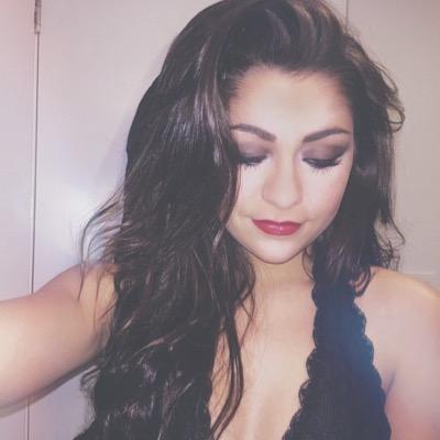 dm me anything positive about your favorite fandrea accs (: