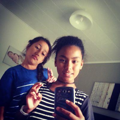 98faeeb6751d414's profile picture. youtube is love youtube is life