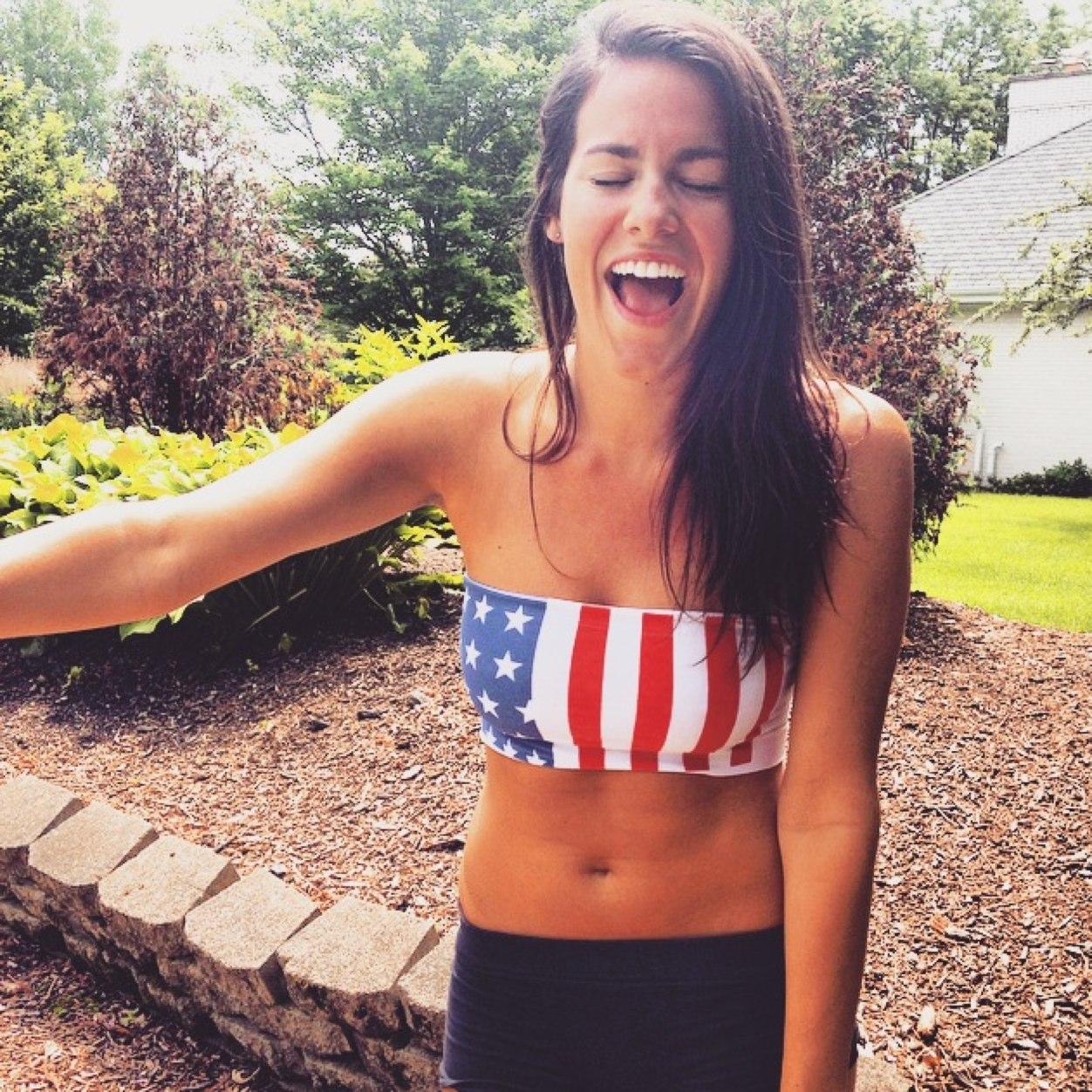 Liberating girls from the elliptical -- with coffee in one hand + sriracha in the other. // @CHAARG