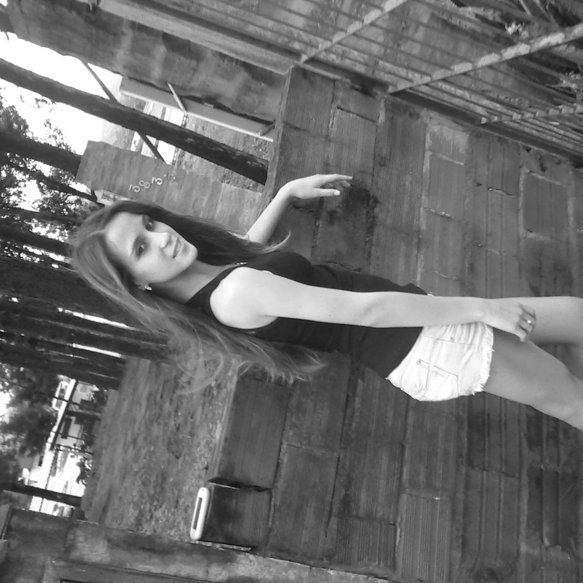 menina meiga!!! a famosa Barbie do pedasso!! kkk