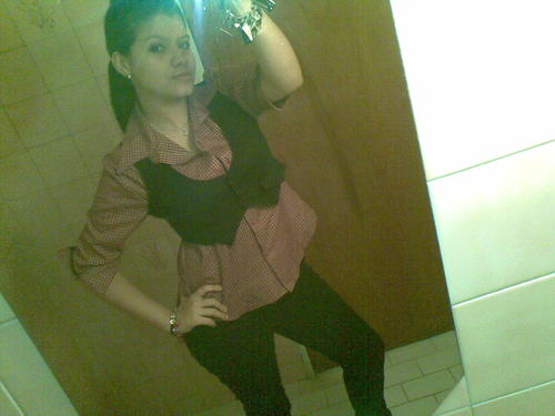 ABARAXA's profile picture. WELL, I`M A LITTLE BIT CRAZY IN THE GOOD WAY XD AND LOVE TWILIGHT YEAH!!!!!!!!