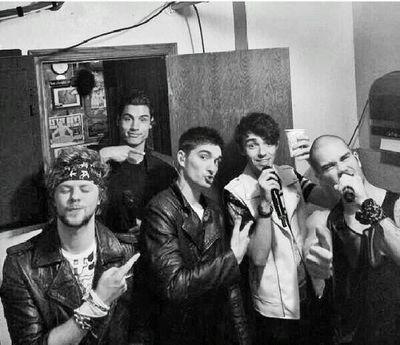 Follow my TW fan acc on Insta! @chasingthesun_tw (: I love youuu