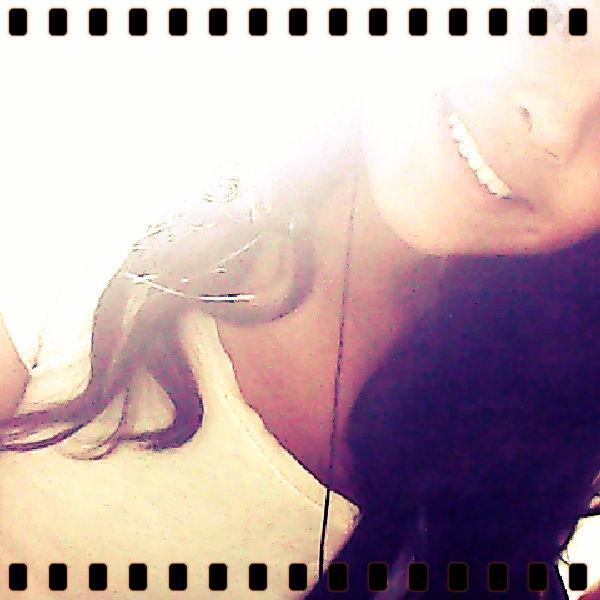 La vida no termina donde la muerte quiere, sino donde el amor disponga.Ƹ̵̡Ӝ̵̨̄Ʒ