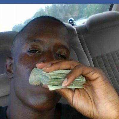 R.N.C RECORDS@WE GOING FISH GREASE ROUND HERE WE HIT UP THEM NIGGAS BLOCK THEY NEVER CAME ROUND HERE
