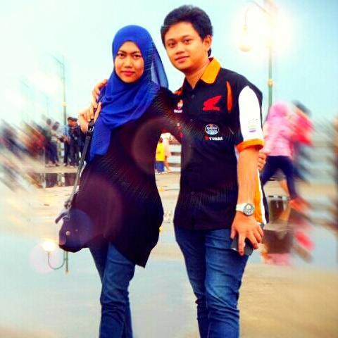 hanung4h's profile picture. I ♥ god , i ♥ my family n i ♥ my @hananinan Because You are my Everything. Now, Later and Forever