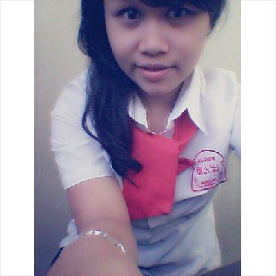 10 maret 1994 (pisces girl)  I love my family mom N dad :-* My love my boy (Abidin klc) :-* .