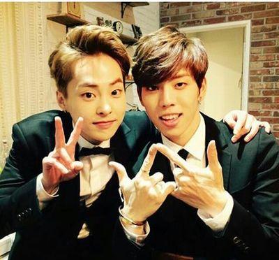 ชื่นชอบ EXO มากๆๆๆๆๆๆและติดตามข่าวสาร F(x) ด้วยเพราะมีเพื่อนๆเป็นติ่งเหมือนกันนะค่ะ เจ้าของทวิตชื่อ บีม เฟสชื่อ บีมบ้อง คาวาอี้ ค่ะ