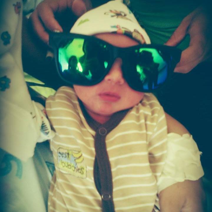 #SIGUEMETESIGO  MANICUARERO&VENEZOLANO DE♥  PRODUCTOR DE RUMBERA NETWORK 94.5 FM  & THE REAL PIRATEROO L.R.D.U DE CORAZON!  @LRDUOFFiCIAL Y @DurosDelClick