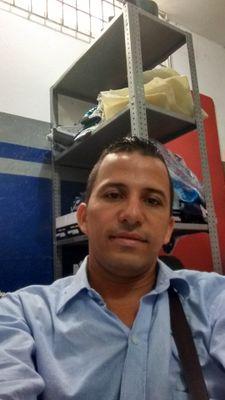 Mi Nombre es Jose Gustavo Plata Cardenas, Amo a Dios a mi familia y a los amigos, Detesto La Injusticia Social y La Corrupción. ANTIURIBISTA..!