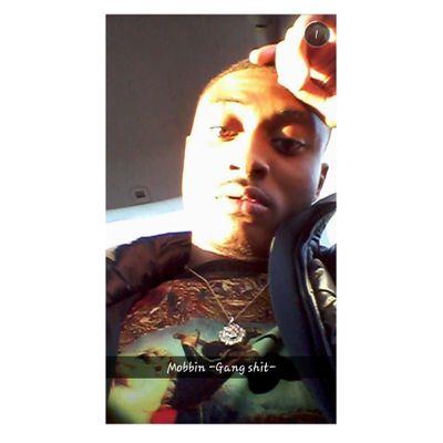 Hosfav_90s's profile picture. YRN 90$. @sayaa_whattt ♠️♥️