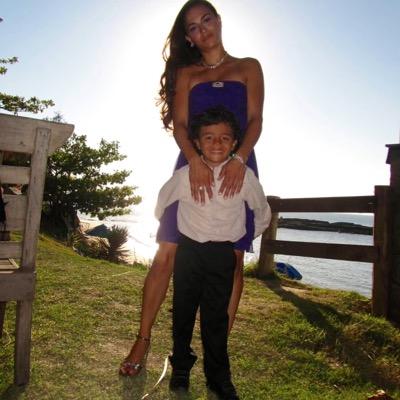 I am a♋Full Time Mother Child Care Provider and entrepreneur, Original GreenWorks Family. Born in Rio California girl.❤️Home Cook, lifeguard, nanny.