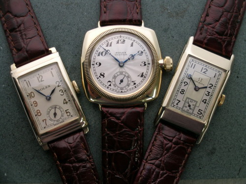 Specialist in vintage wristwatches.