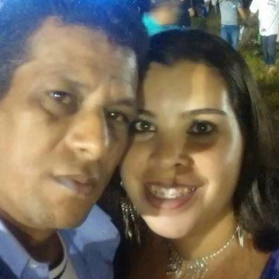 sou a mulher mas feliz com deus na minha vida e meu esposo e minhas filhas