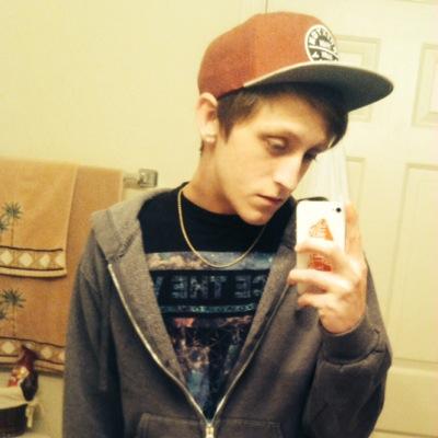 co-owner Detox team social media manager pub stomper @bocoboii vex