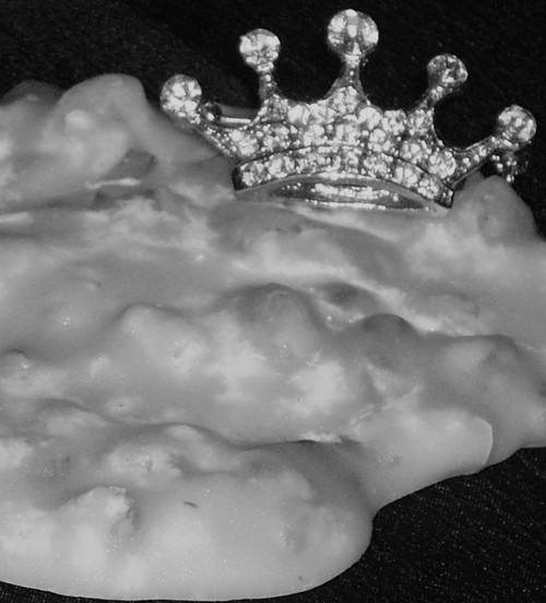 I am the REAL Queen Praline. I will not hesitate to say what others only think. No candy coating it here. Ouch!