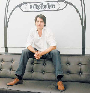 elcomodin's profile picture. Friend, traveler, entrepreneur, professor, writer and a lot of tech things. Passionate about most things I do.