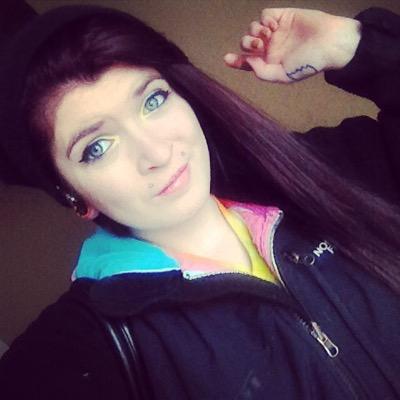 Emy.19.CatLadyProdigy.Artist.Phoographer.FutureTattooArtist.FutureAnimalRescuer4Abused&AbandonedAnimals.