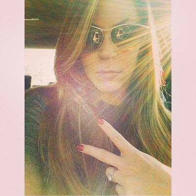 _taralynn28's profile picture. Snapchat: taradixon530                                                     IG: _taradixon