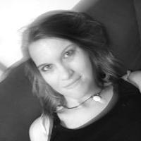 Julia (@ver_lesen) Twitter profile photo