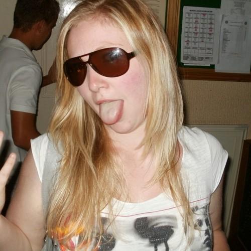 HazJ2's profile picture. I'm Haz Griffiths. I live in Llyswen, I am 26 and have 4 beautiful daughter's, a 5 month old, 2 year old twins and nearly a 7 year old and an amazing husband ❤️