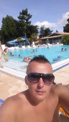 Guillom62000's profile picture. 