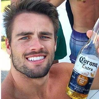 MafiaRafaBBB15's profile picture. Perfil para apoiar o participante do BBB 15 Rafa Licks sigam-me