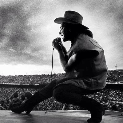 BravenboerJan's profile picture. Feyenoord,U2,Scorito verslaafde ( Tessisakameraadjes) 😜