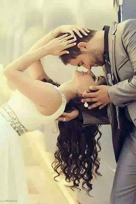 لبرهة يؤلمني غيابك