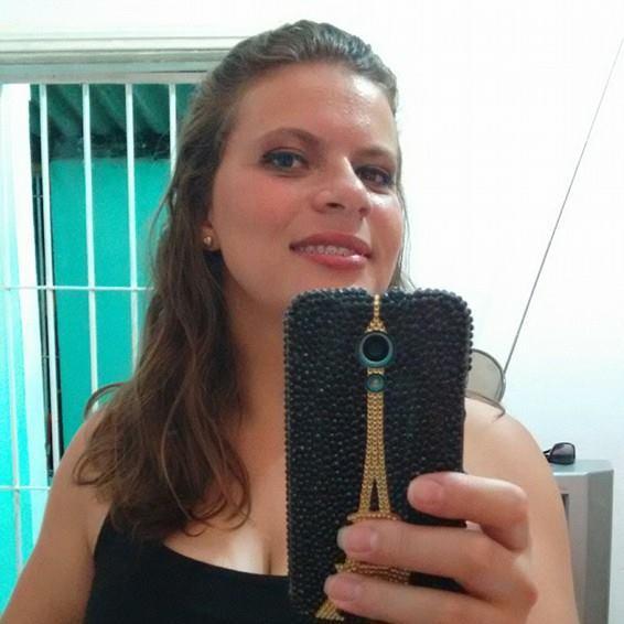 Enfermeira Pós Graduada em Saúde Pública no Centro universitário São Camilo.
Agente Comunitária em Saúde em PSF.