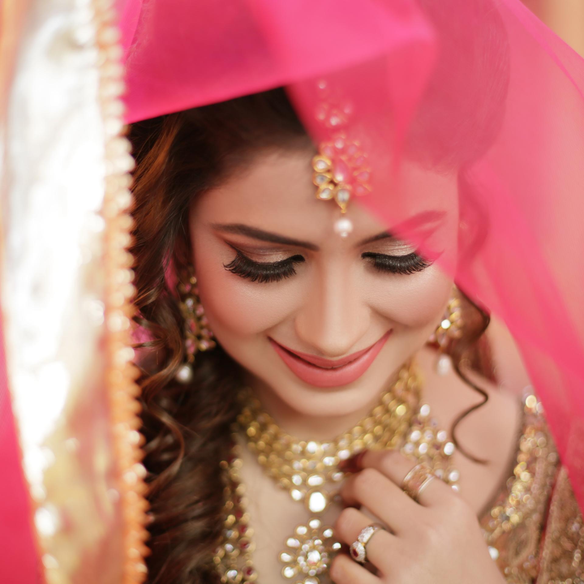 Hifsa khan salon Clearance