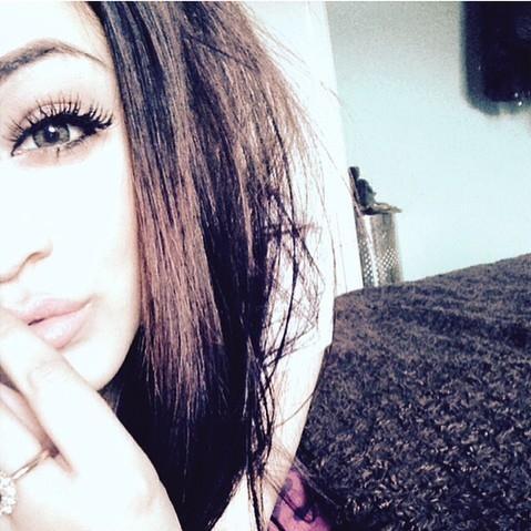 New to this follow4follow shoutout4shoutout feel free to dm me