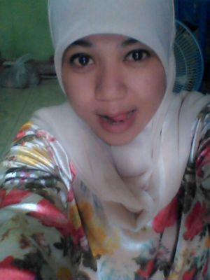 #simple.....#tau diri.....#koro-koroang......#suka bergaul.....#paling semangat ketawanya.....#anak kedua dari tiga bersaudara.....