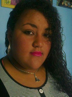 *Agora eu sou de outro nível , só quero viver sorrindo , se você virou a página eu queimei o livro.*