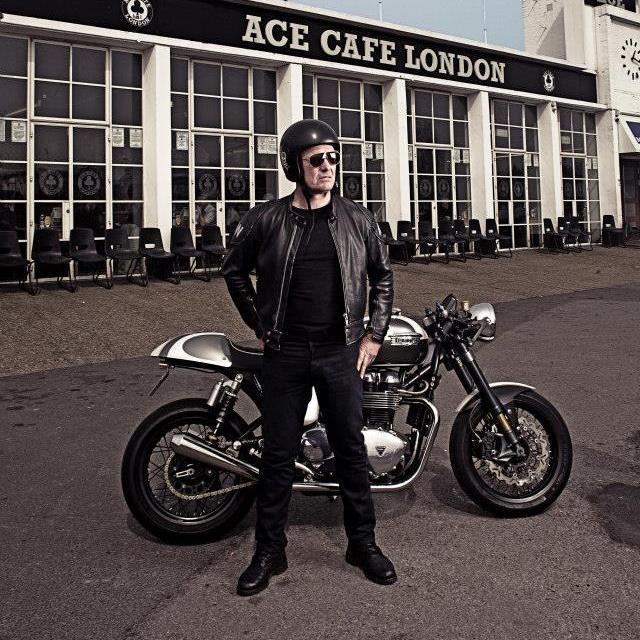 Presenter, Writer, Biker, ex @BBC_TopGear, Currently #StevesSpeedShop on @FabRadioInt Weds 7-8pm.