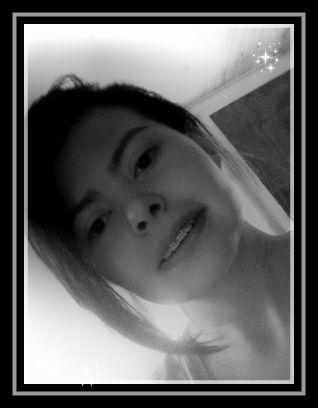 sOy... en kien pudes confiar, pasar un rato agradable, una buena sonrisa, una buena mirada y una coversacion profunda... eSa sOy yOp