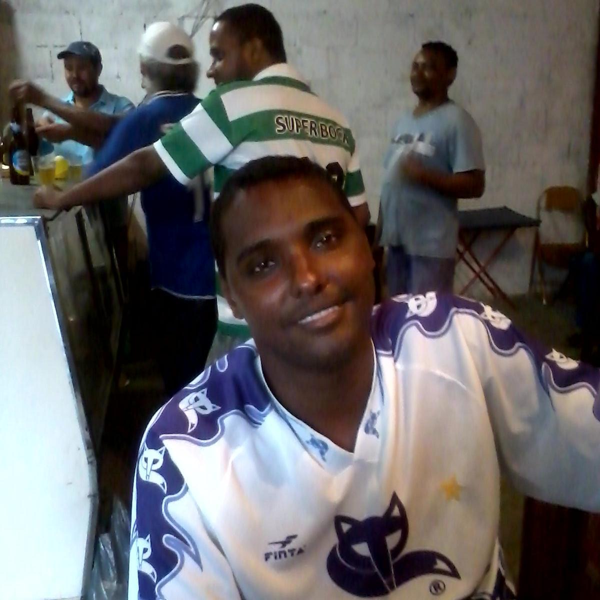 A Vida Me Ensinou a Ser Um Grade Cruzeirens e Um Esportista, Com Dias Felizes e Melhores Com a Graça De Deus.