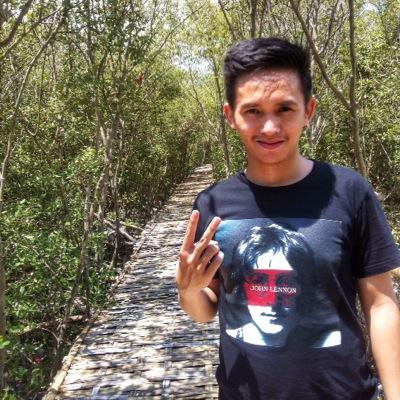 weslyhendraa's profile picture. 