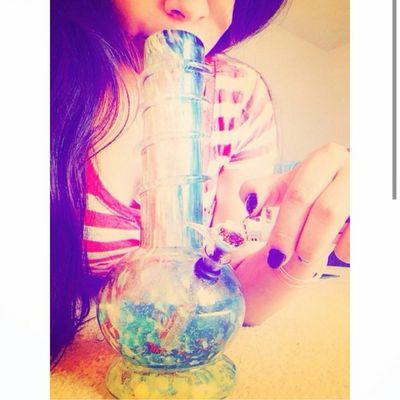 making those lil stoner videos...mystoneylifee