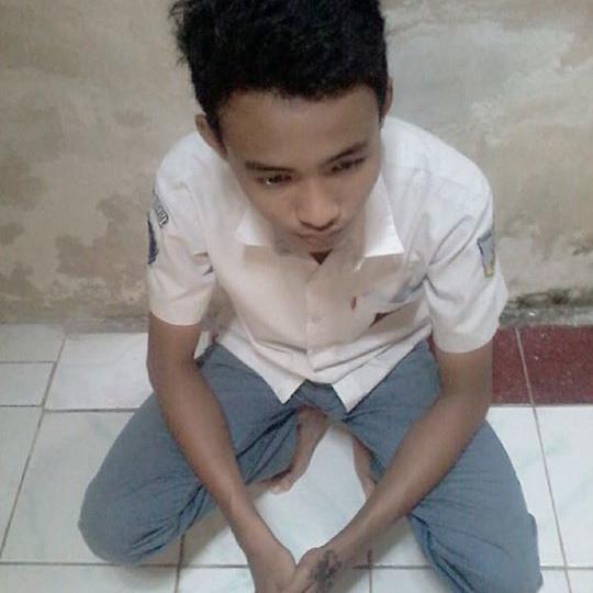 Add ME BRO : http://t.co/JHeYtwB3N3
Invite juga BBM Me, pin : 516F4002