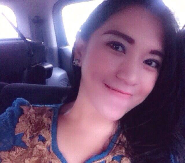 nunnabunga's profile picture. Public Relations of Stikom Interstudi | Im very ♥ fashion owner of @flowershop22 come n join dear