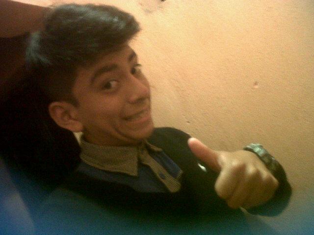 El amor no lastima lo q lastima son las personas q no saben amar! :/