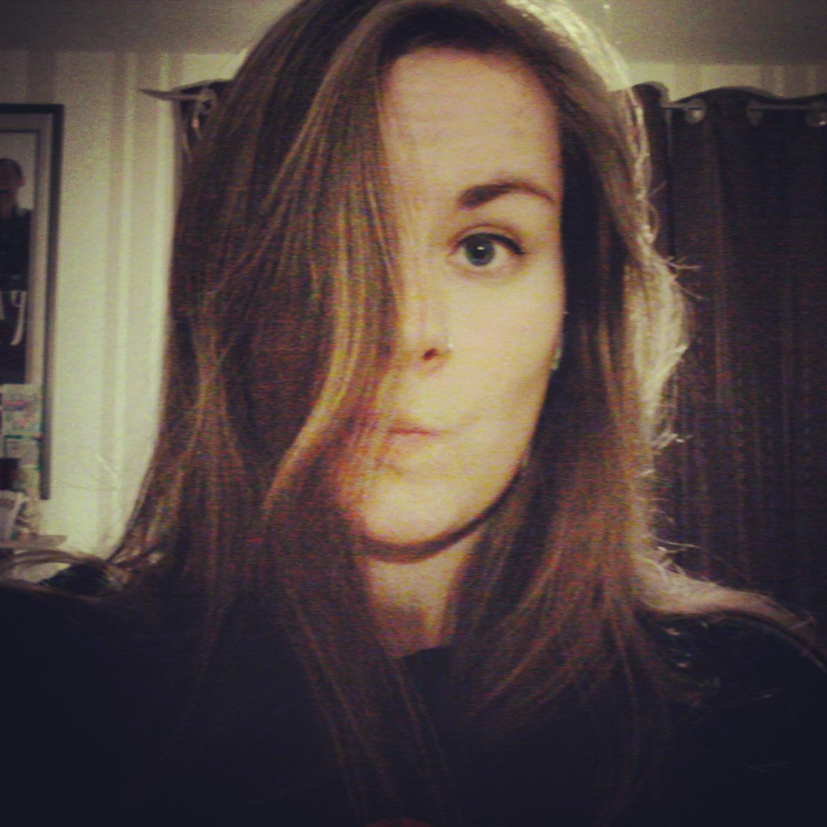 SawYouBlink's profile picture. You can always find me trying to fix that Stornoway-shaped hole in my heart.